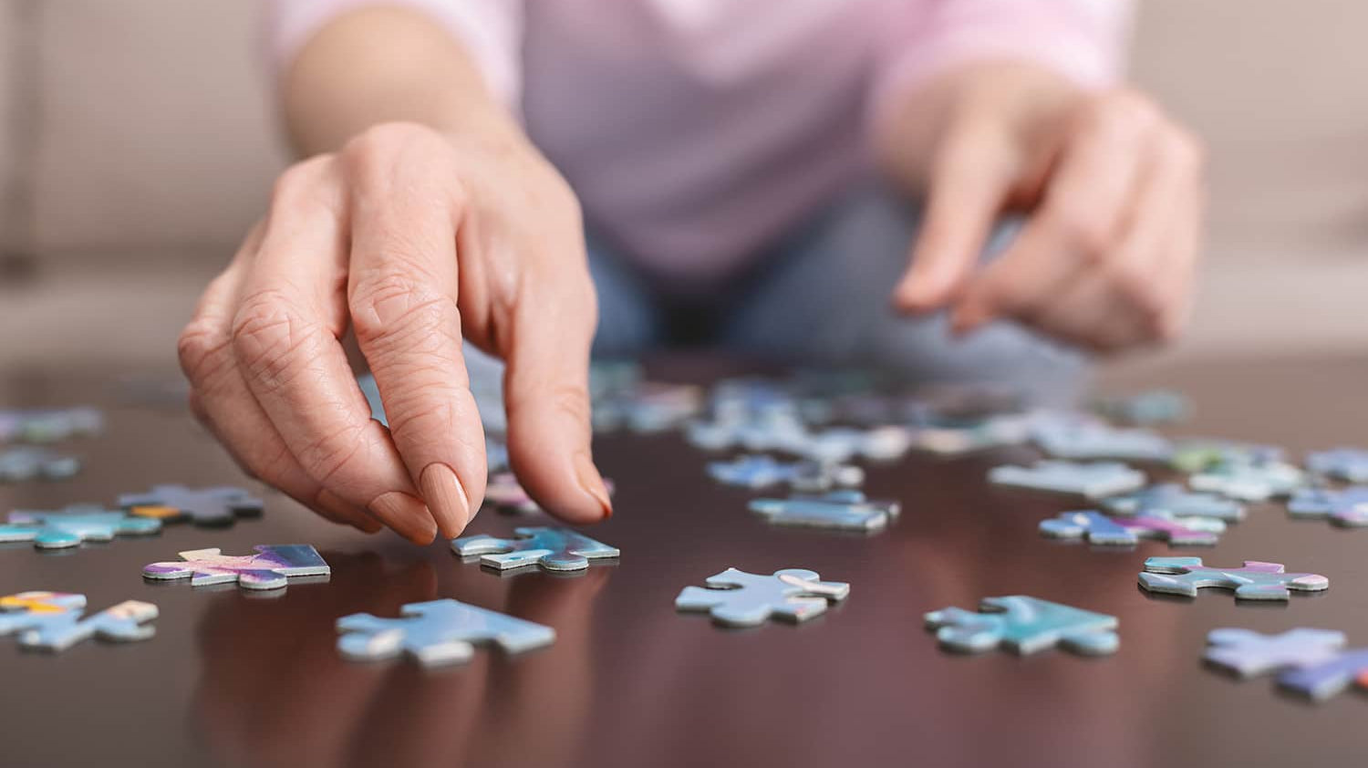 🧩 How Many People Actually Do Jigsaw Puzzles? - KAAYEE Puzzle