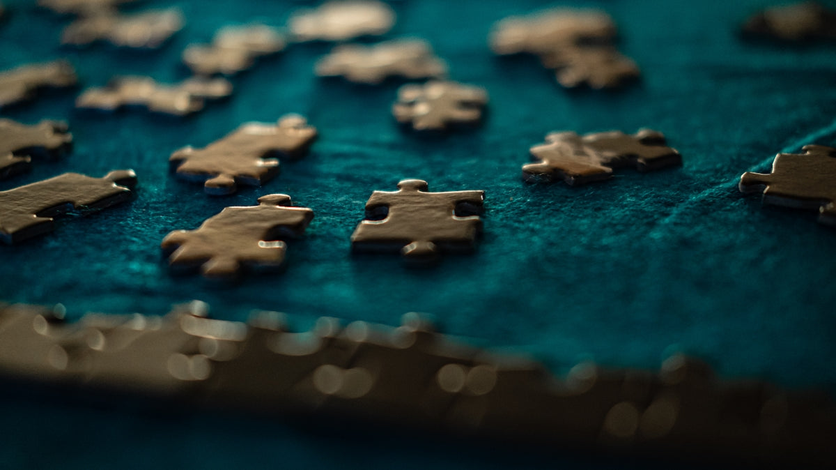blue and white jigsaw puzzle