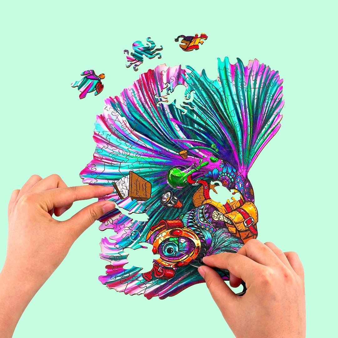 ADVENTUROUS BETTA Wooden Jigsaw Puzzle - KAAYEE Puzzle