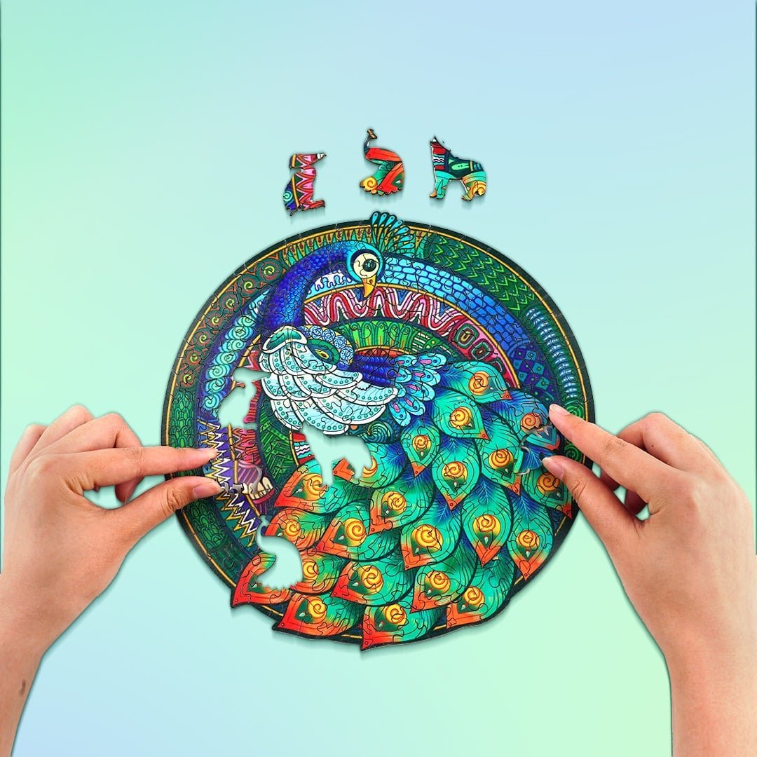 ELEGANT PEACOCK Wooden Jigsaw Puzzle - KAAYEE Puzzle