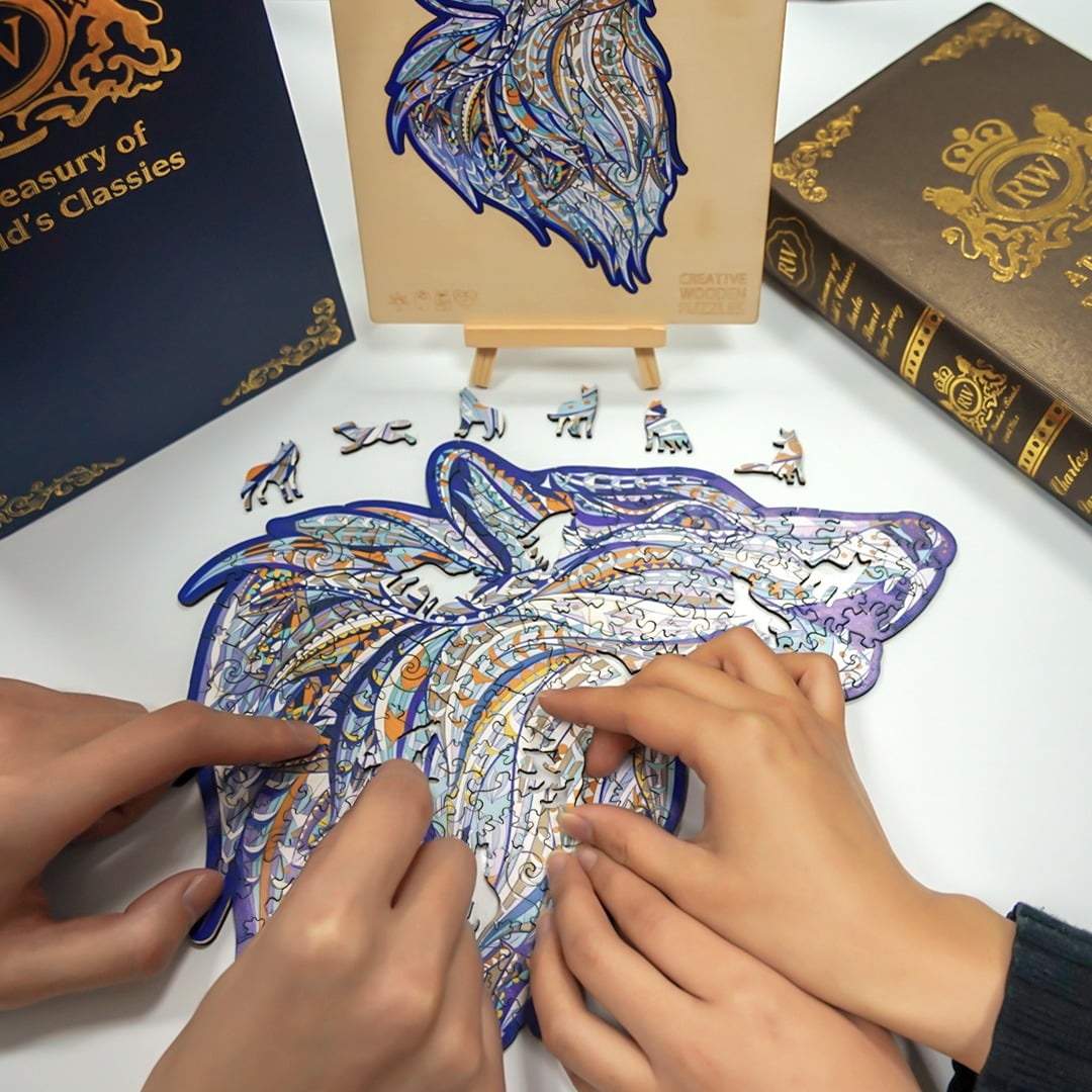 HOWLING WOLF Wooden Jigsaw Puzzle - KAAYEE Puzzle