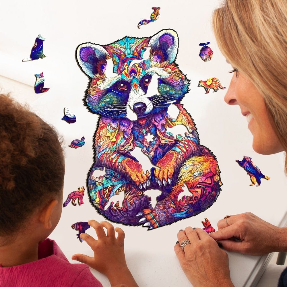 Resourceful Raccoon Wooden Jigsaw Puzzle - KAAYEE Puzzle