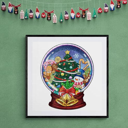 CHRISTMAS CRYSTAL BALL Wooden Jigsaw Puzzle - KAAYEE Puzzle